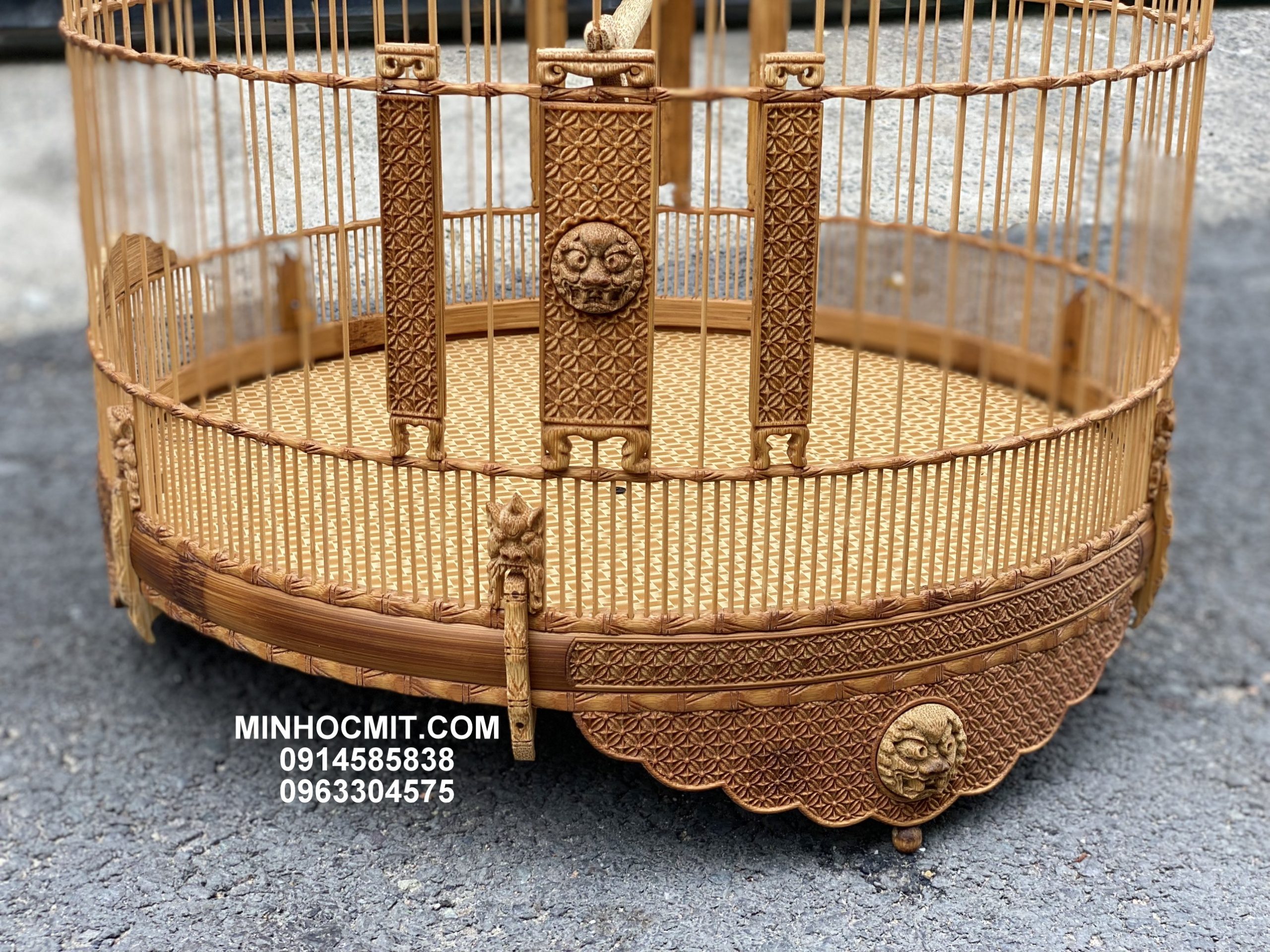 Lồng Choè Lửa 88 nan tre già chạm HOA Tranh HỔ Phù chạm tang đẹp Lồng Choè Lửa 88 nan tre già chạm HOA Tranh HỔ Phù chạm tang đẹp